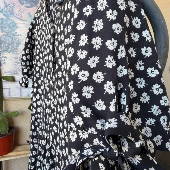Madewell Black and White Patterned Midi Dress Size M - Picture 4 of 6